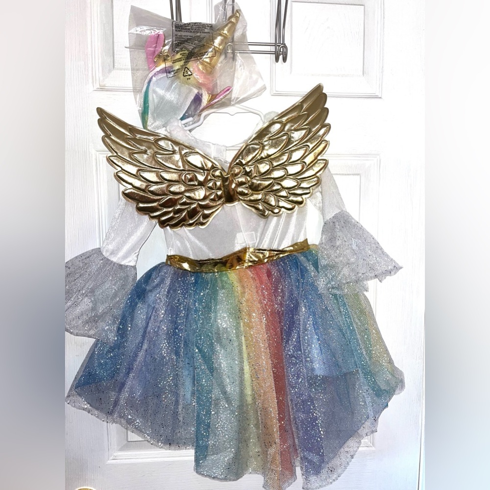 NEW*Girl’s unicorn dress With Golden Wings and Head Band 2-3T 100% Polyester - Picture 3 of 6